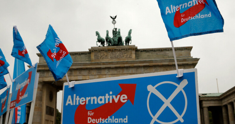 Almanya’da aşırı sağcı AfD yükselişe geçti