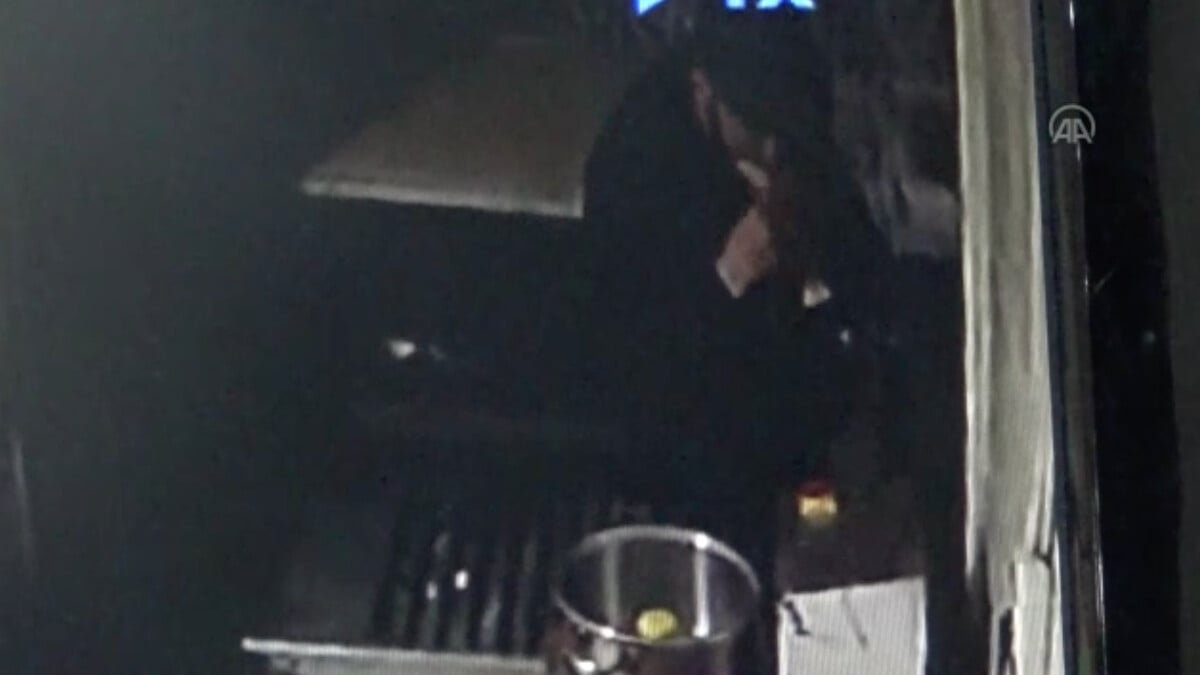 Ankara’da soyduğu restoranda pide yiyen hırsız