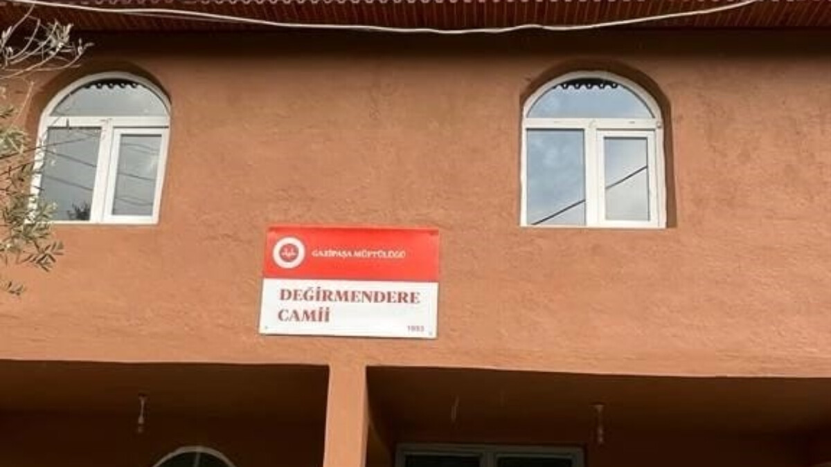 Antalya’da 30 yıldır imam bekliyorlar