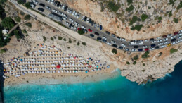 Antalya’da bayramın ikinci günü! Kaş sahilinde yoğunluk oluştu