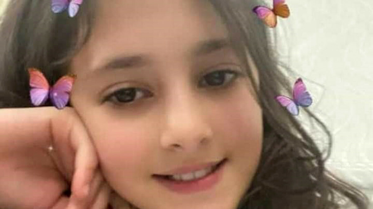 Antalya’da çatıdan düşen 13 yaşındaki kız çocuğu kurtarılamadı