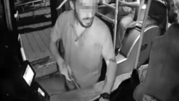 Antalya’da kart basmadan otobüse bindi! Ekmek bıçağıyla şoföre saldırdı