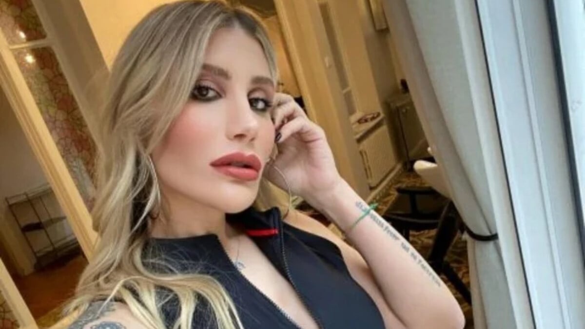 Bir de erkek versiyonu var! İrem Derici kardeşini paylaştı, görenin nutku tutuldu…