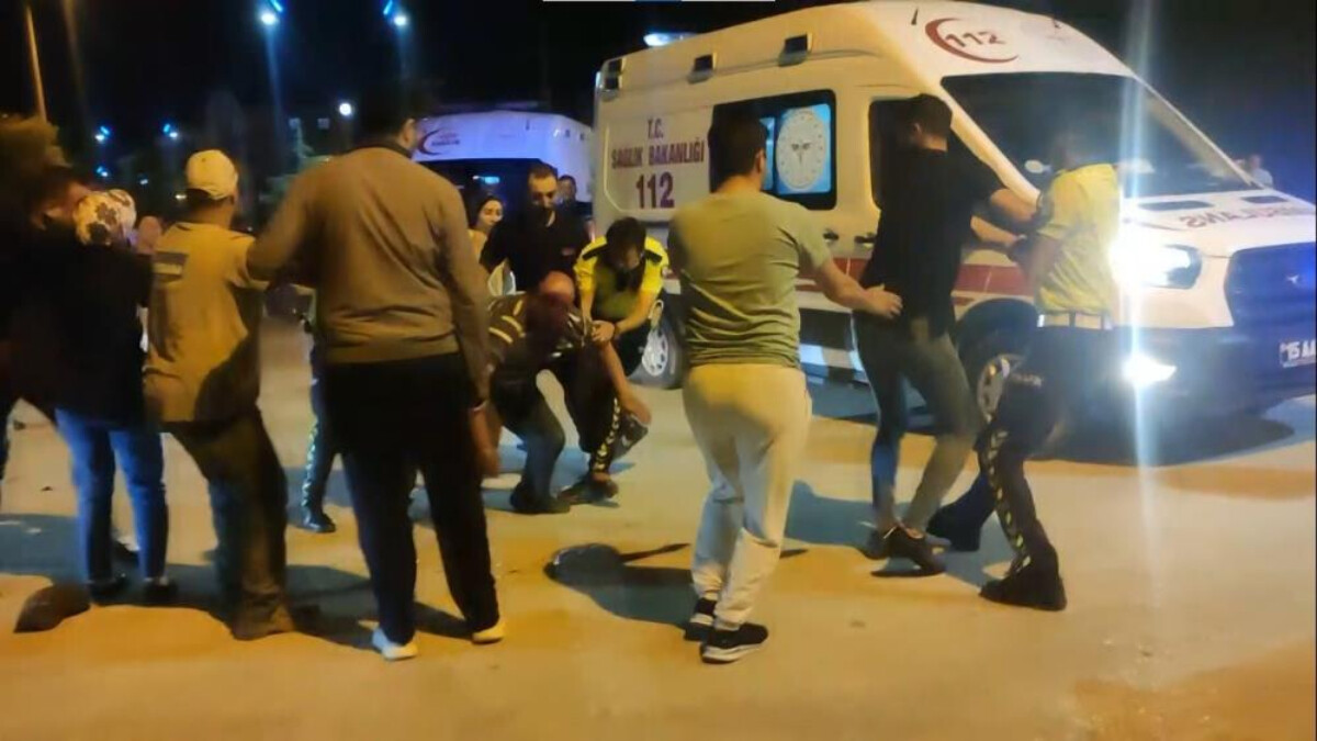 Burdur’da meydana gelen trafik kazasının ardından ortalık karıştı