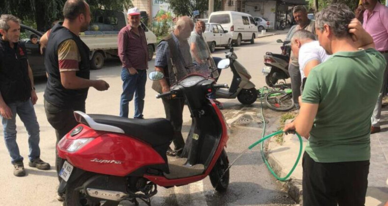 Bursa’da motosikletin içinden 1 metrelik yılan çıktı