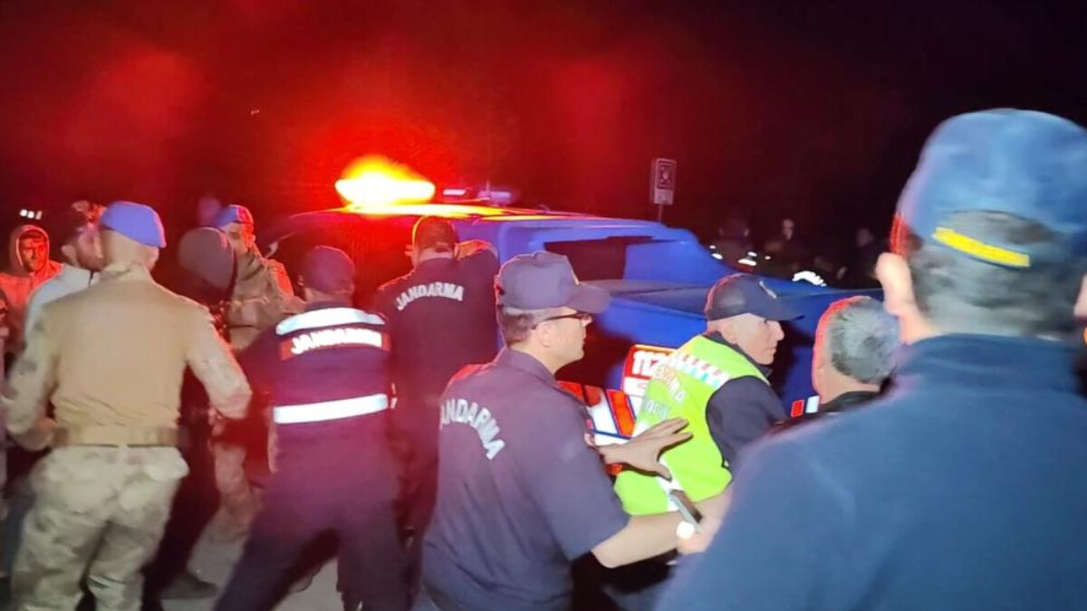 Bursa’da olaylı gece: Mahalleli linç etmek istedi, ekipler zor kurtardı