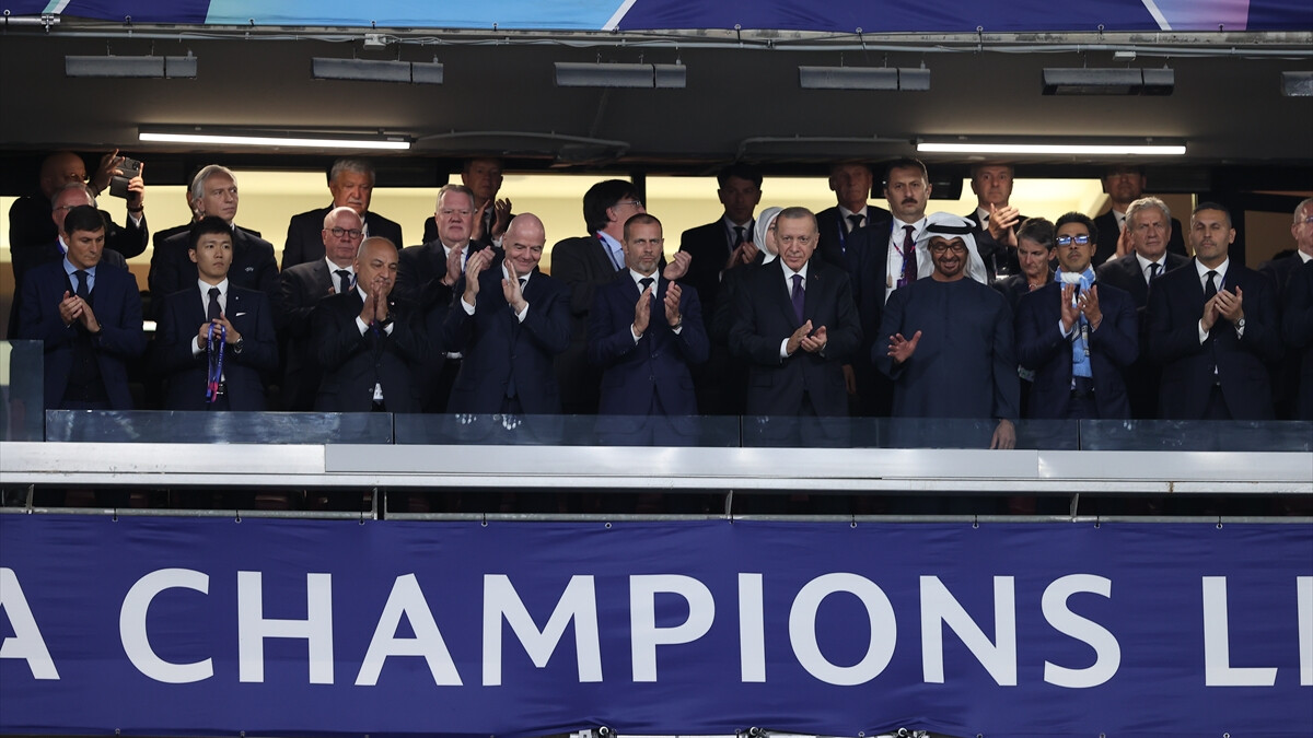 Cumhurbaşkanı Erdoğan’dan Manchester City’e tebrik mesajı