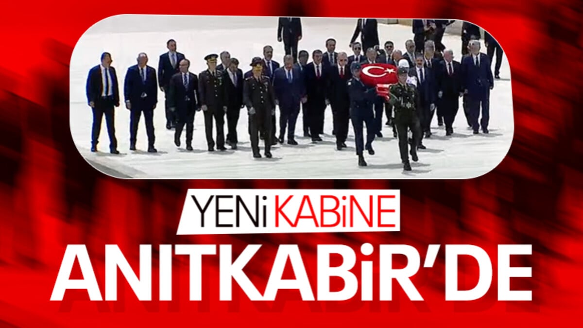 Devletin zirvesi, ilk kabine toplantısı öncesi Anıtkabir’de