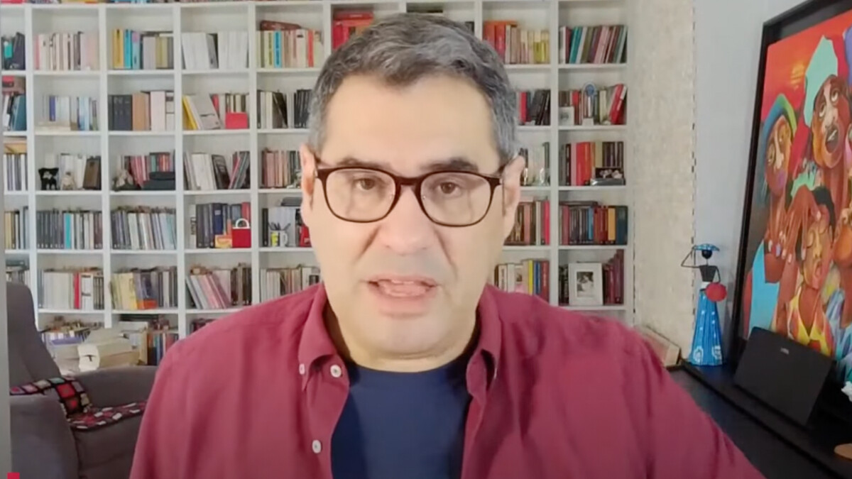 Enver Aysever: Halk TV bir operasyon kanalıdır