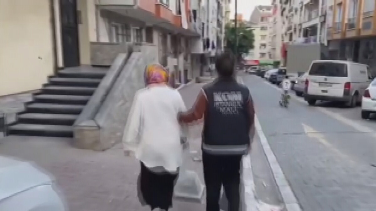 Esenyurt’ta FETÖ elebaşının yeğeni ve eşi yakalandı