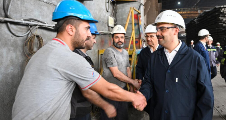 Fatih Mehmet Kacır’dan sanayi tesislerine bayram ziyareti