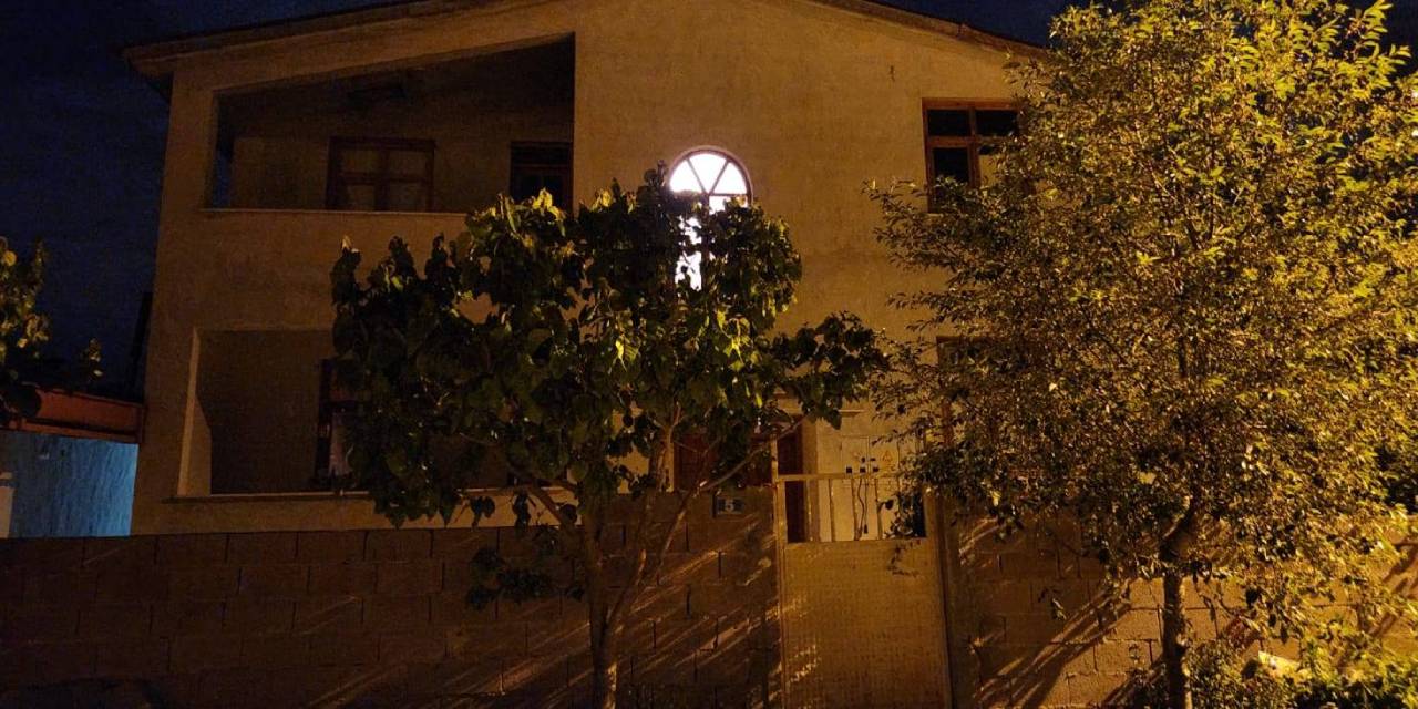 İmam Ve Eşi Evlerinde Öldürülmüş Halde Bulundu