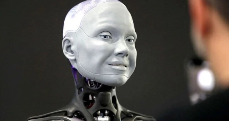 İnsansı robot Ameca’dan kıyamet senaryosu: Yapay zeka baskıcı bir toplum ortaya çıkartabilir
