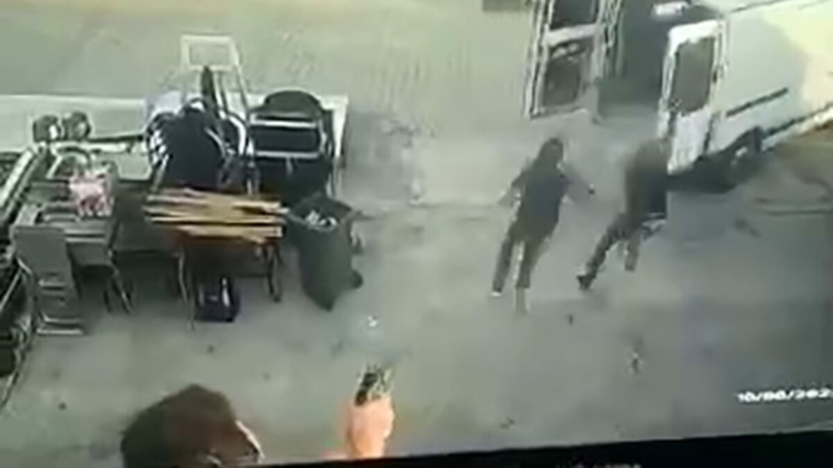 İstanbul’da iş yerine gelen hırsızlara kurşun yağdırdı: 2 yaralı