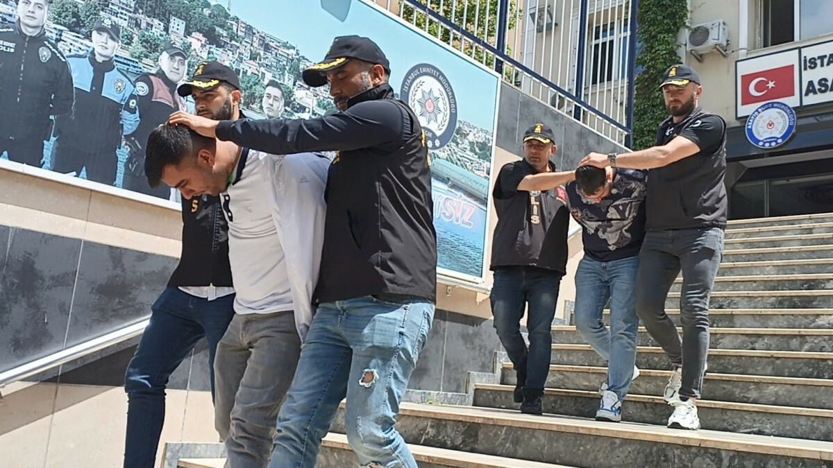 İstanbul’da kahvehaneyi tarayan saldırganlar yanlış kişiyi öldürdü