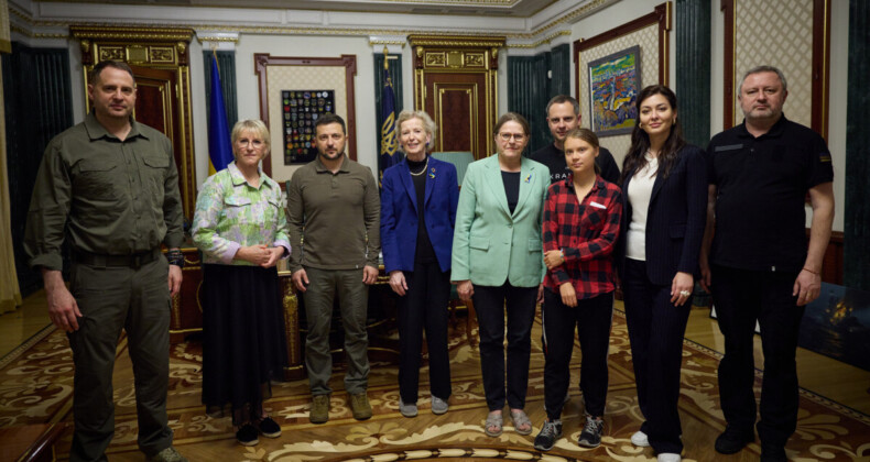 İsveçli çevre aktivist Greta Thunberg, Kiev’de Zelenskiy ile görüştü