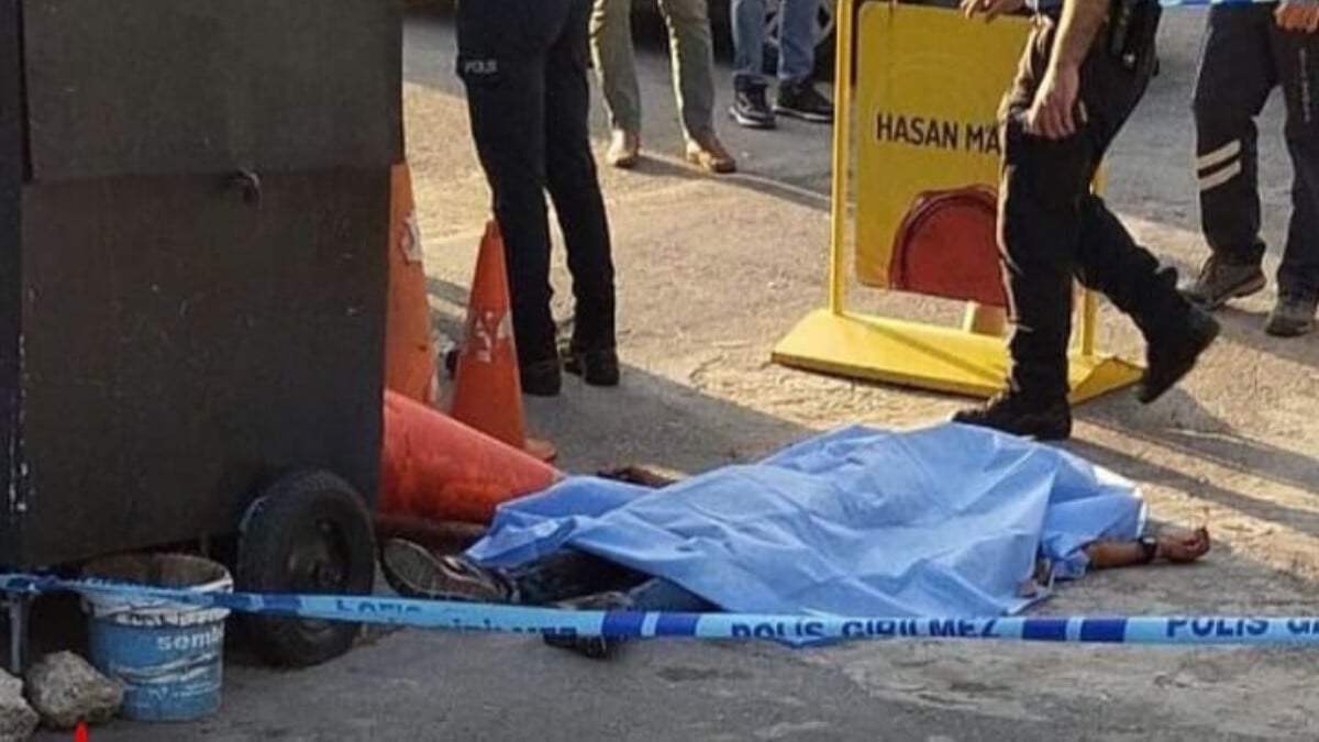 İzmir’de boğazından bıçaklanan genç yaşamını yitirdi