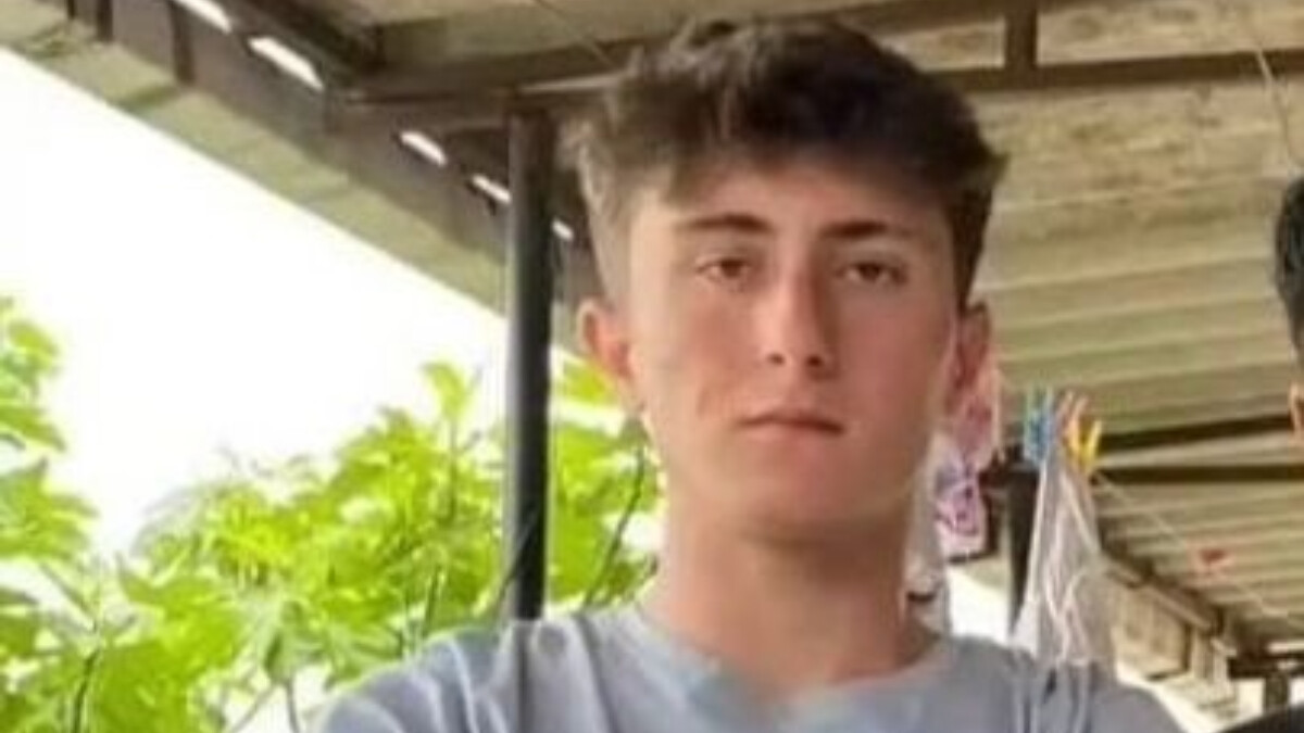 İzmir’de konser sırasında bıçaklı saldırı: 1 ölü 2 yaralı