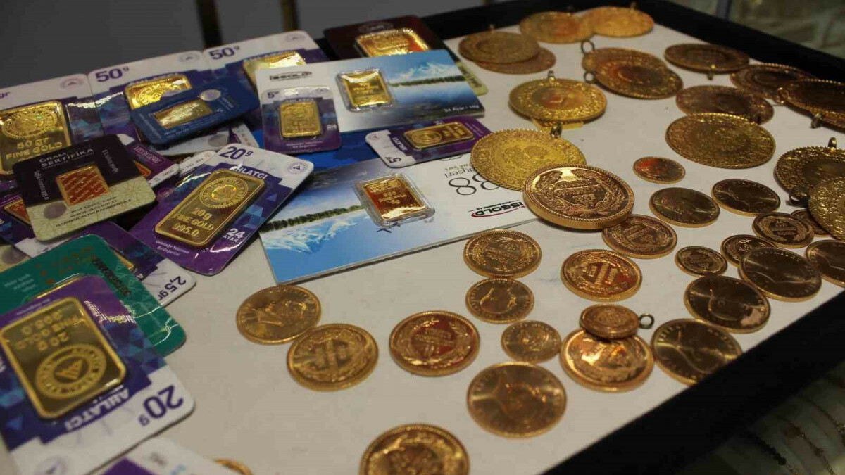 Kayserili sarraflar döviz ve altını kazanç açısından kıyasladı