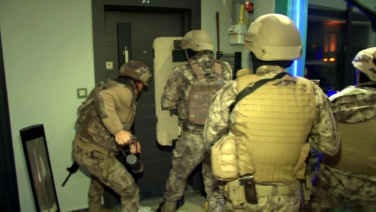 Kocaeli merkezli 6 ilde kiralık araç çetesine operasyon: 10 kişi tutuklandı