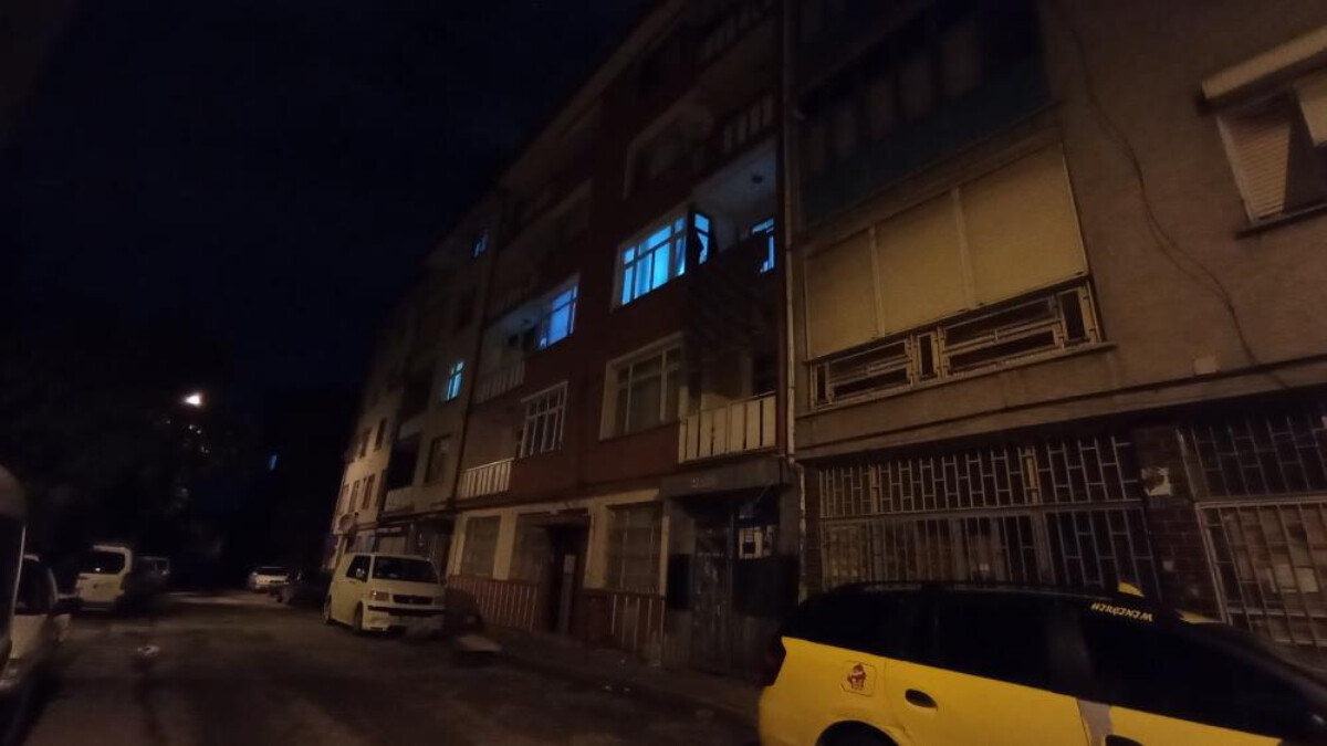 Konya’da bir kişi kız arkadaşını eve kabul etmeyen annesini hastanelik etti