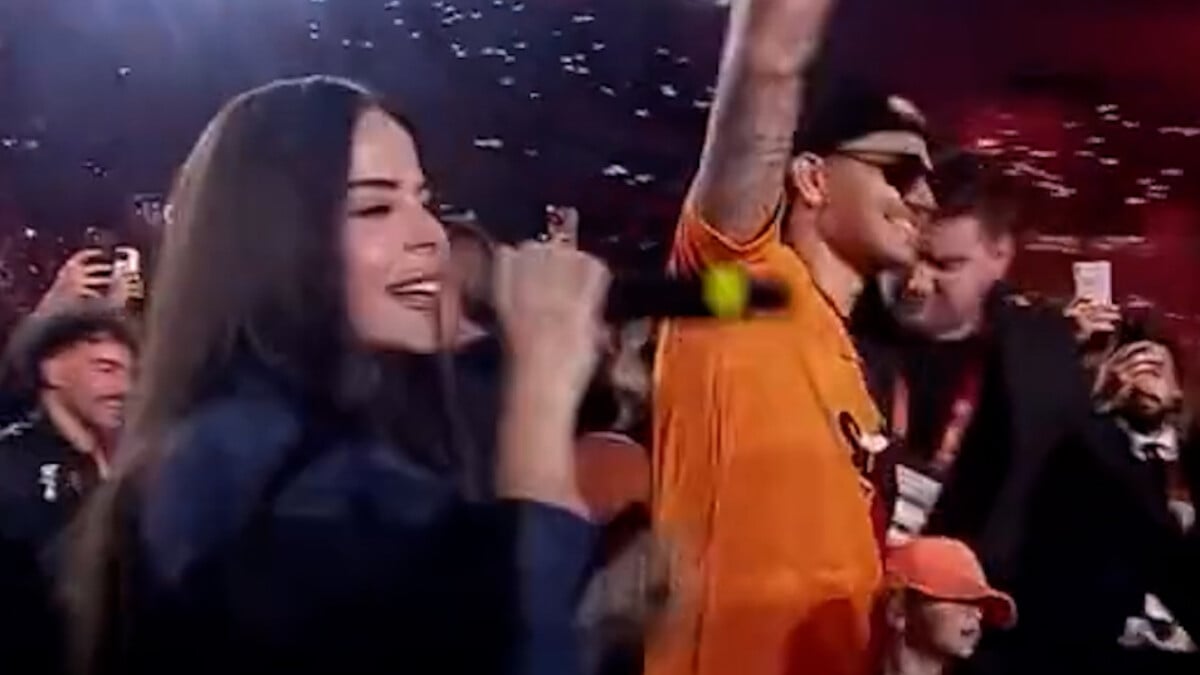 Mauro Icardi ile Simge Sağın’dan ‘Aşkın Olayım’ performansı