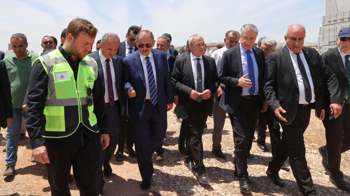 Mehmet Özhaseki 2 gün boyunca deprem bölgesinde olacak