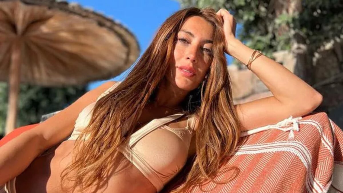 Merve Oflaz transparan kombini ile ortalığı yaktı! “İşte beklenen pozlar”