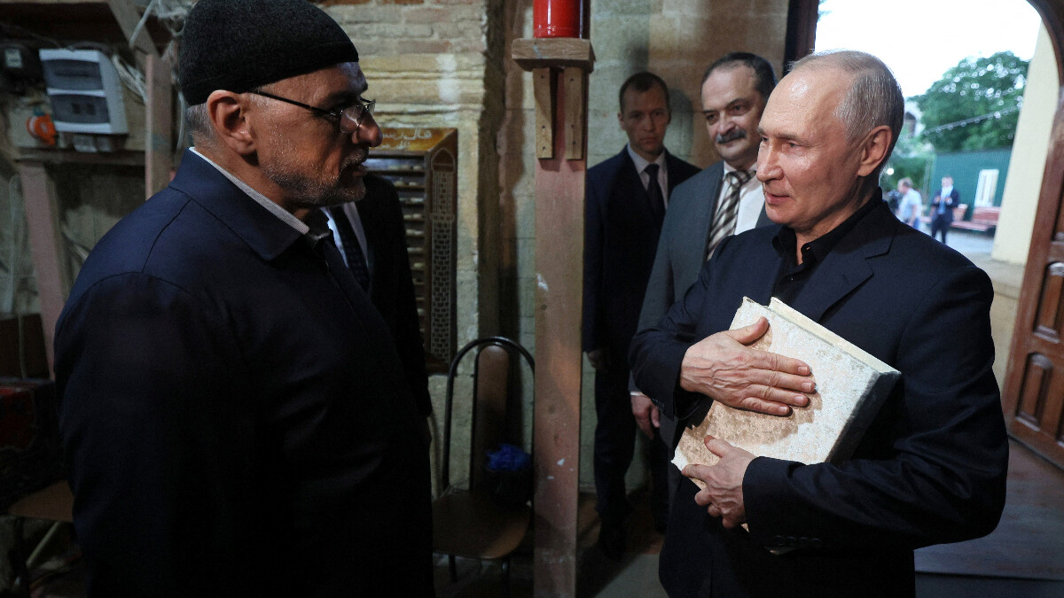 Putin: Kur’an-ı Kerim’e saygısızlık Rusya’da suçtur