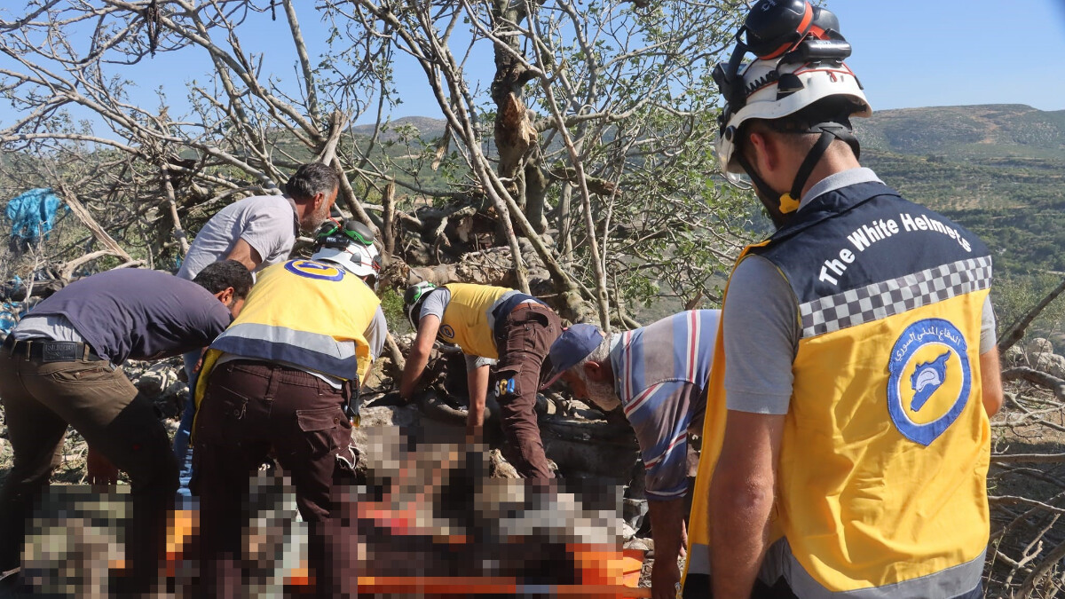 Rus uçakları Lazkiye’ye saldırdı: 2 ölü