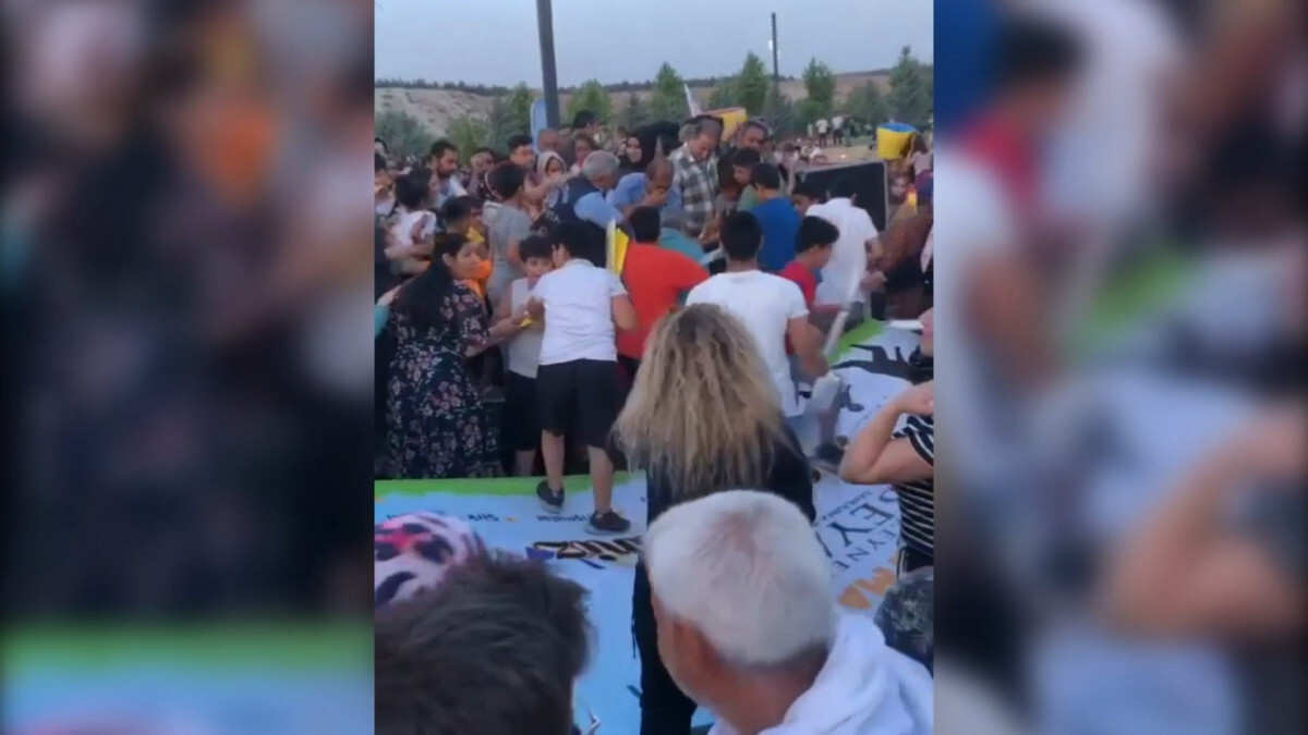 Şanlıurfa’da şenlik kötü başladı: Çocuklar ezilme tehlikesi geçirdi