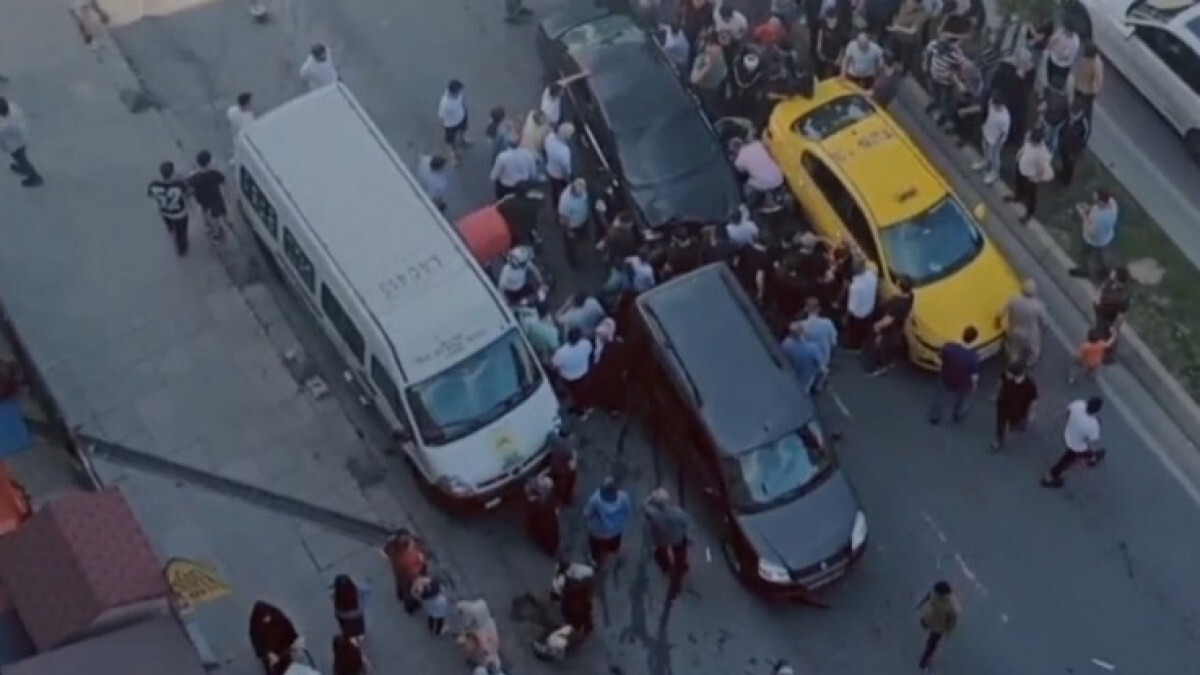 Sultangazi’de motosiklete çarpan sürücü olay yerinden kaçtı