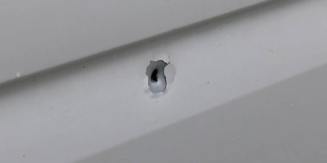 Sultangazi’de Park Halindeki Çok Sayıda Araç Kurşunlandı