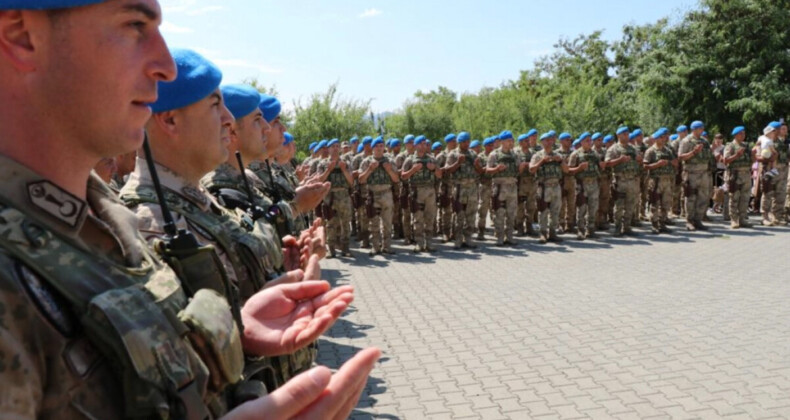 Suriye Görev Gücü’nde görevlendirilen komandolar dualarla uğurlandı