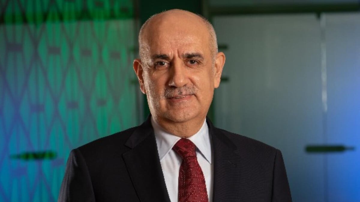 Vahit Kirişçi: Yeni kabine hayırlı, uğurlu olsun