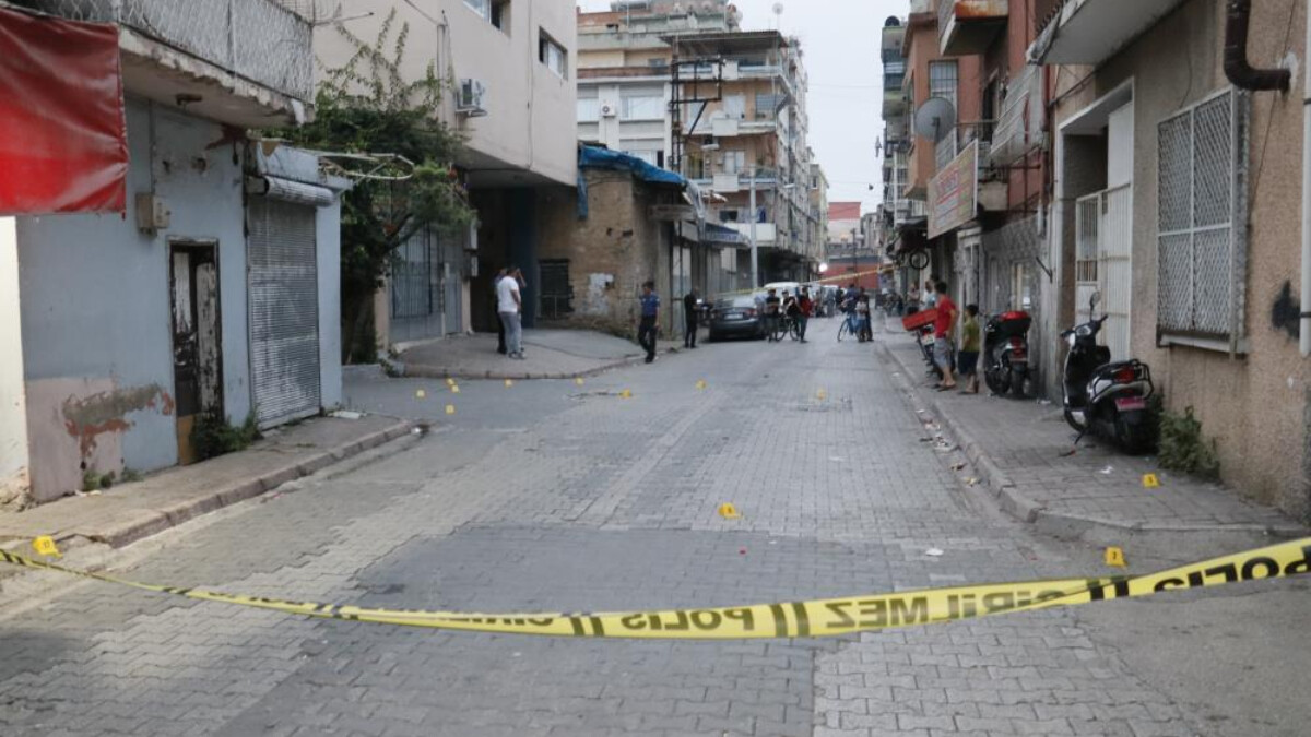 Adana’da akrabalar arasında silahlı kavga: 2 ölü
