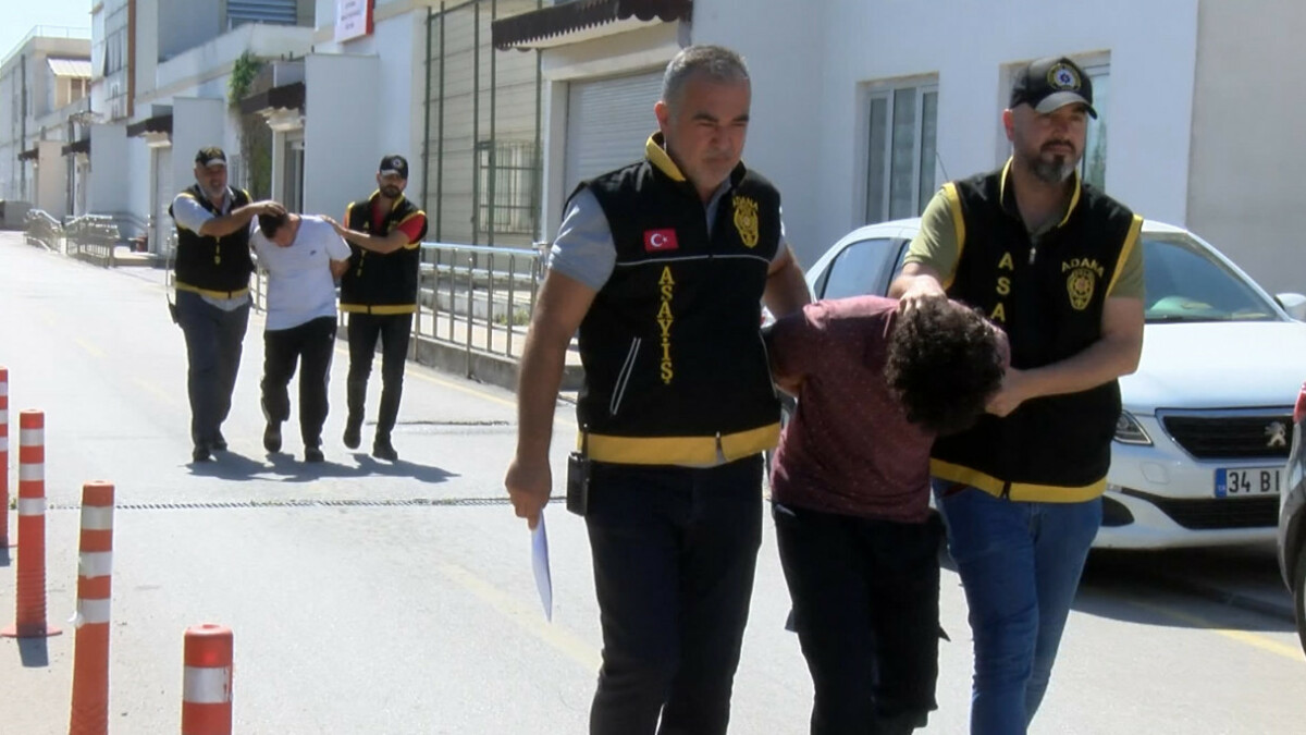 Adana’da bıçakla tehdit ederek bisiklet çalan şüpheliler tutuklandı