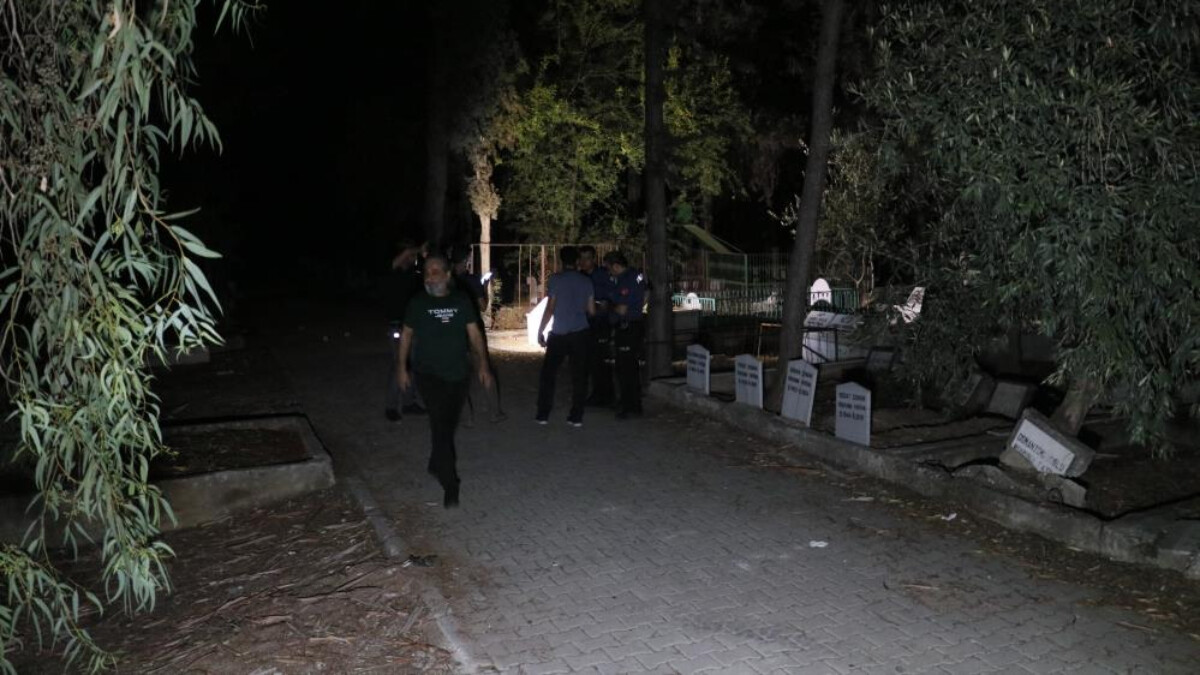 Adana’da mezarlıkta başından vurulan genç ağır yaralandı