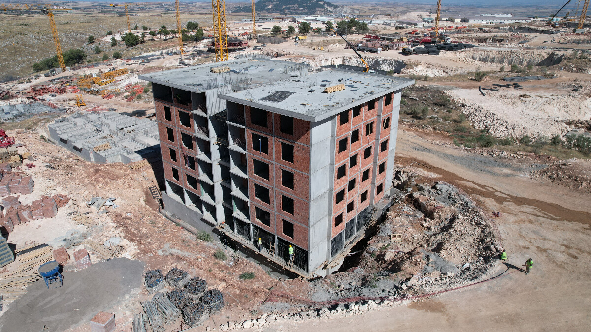 Adıyaman’da 3 bin 34 dairelik kalıcı deprem konutları yükseliyor