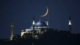 Ali Yerlikaya’dan Ayasofya paylaşımı: O gün ezan bir başka okundu