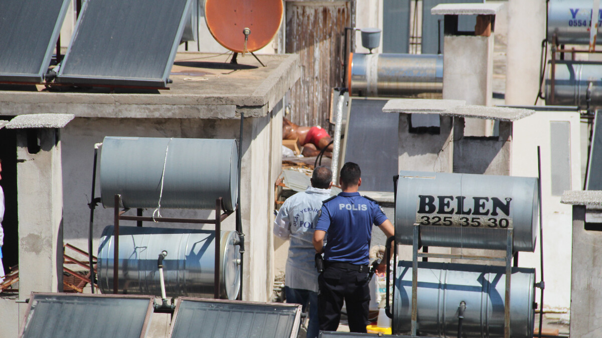 Antalya’da binanın çatısında öldü, 10 gün sonra fark edildi