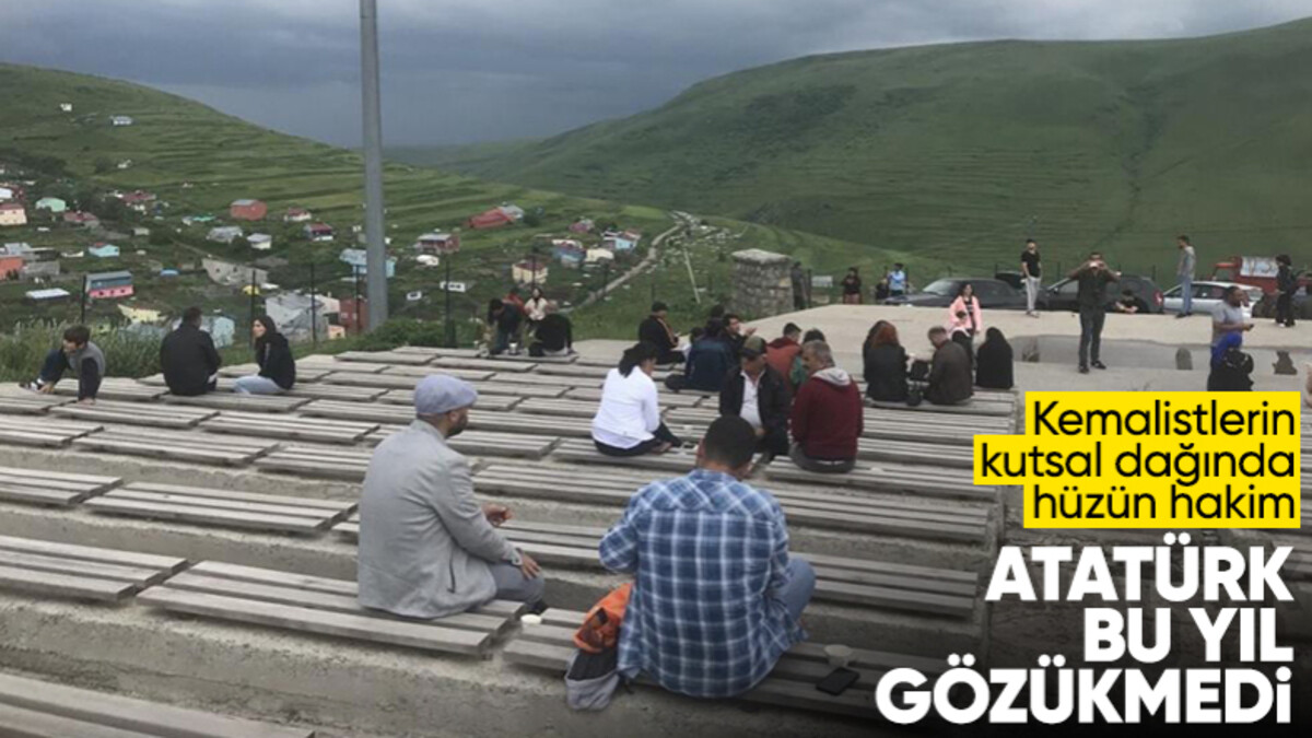 Ardahan’da Atatürk silüeti bulutlu havaya takıldı