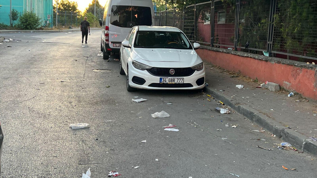 Atatürk Havalimanı girişinin içler acısı hali