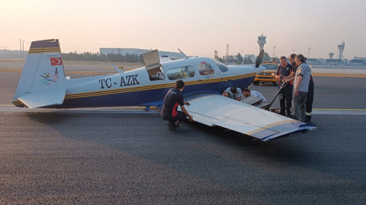 Atatürk Havalimanı’nda bir uçak kaza kırıma uğradı: İniş ve kalkışlar 2 saat durduruldu