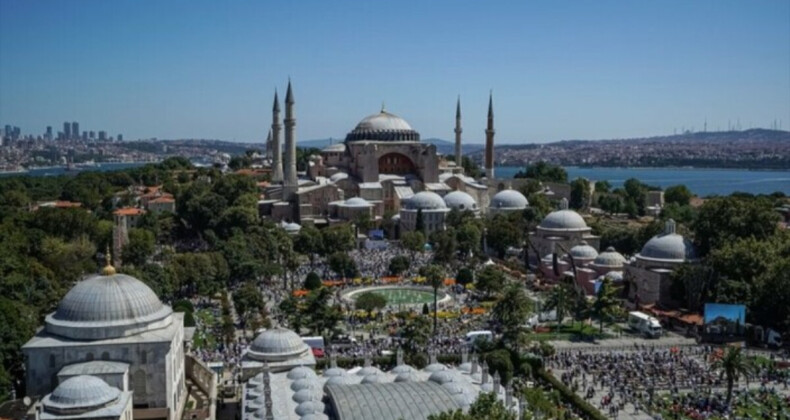 Ayasofya’nın ibadete açılması kararının üzerinden 3 yıl geçti