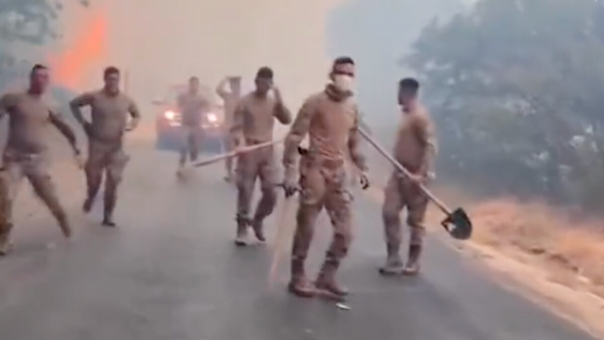 Çanakkale’de Mehmetçik’ten yangın söndürme çalışmalarına destek