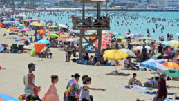 Çeşme’ye Kurban Bayramı dopingi! Turizmcilerin yüzü güldü