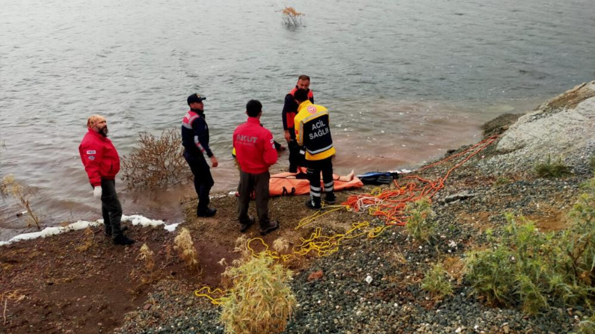 Eskişehir’de sulama göletine giren gencin cansız bedenine ulaşıldı