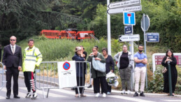 Fransa’da polis kurşunuyla öldürülen gence cenaze töreni düzenlendi