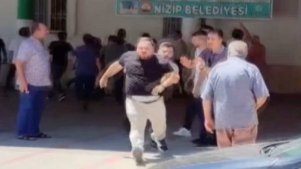 Gaziantep’te cenaze namazı sonrası yaşanan silahlı kavgada 4 kişi yaralandı